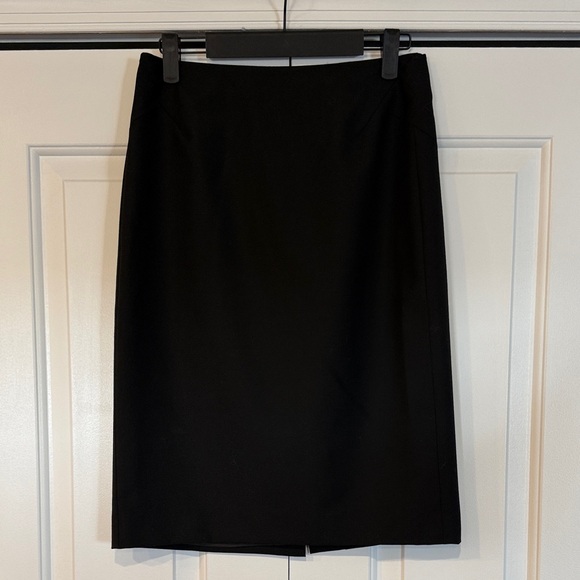 Ann Taylor Classic Black Pencil Skirt - Picture 2 of 7